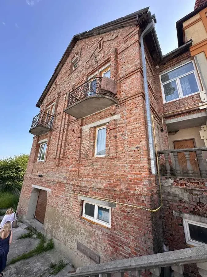8-к квартира Рівне, Озерянка