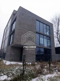 торгові площі Київ, Голосіївський, Валерія Лобановського