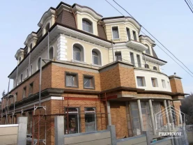 11-к будинок Київ, Печерський, Звіринецька