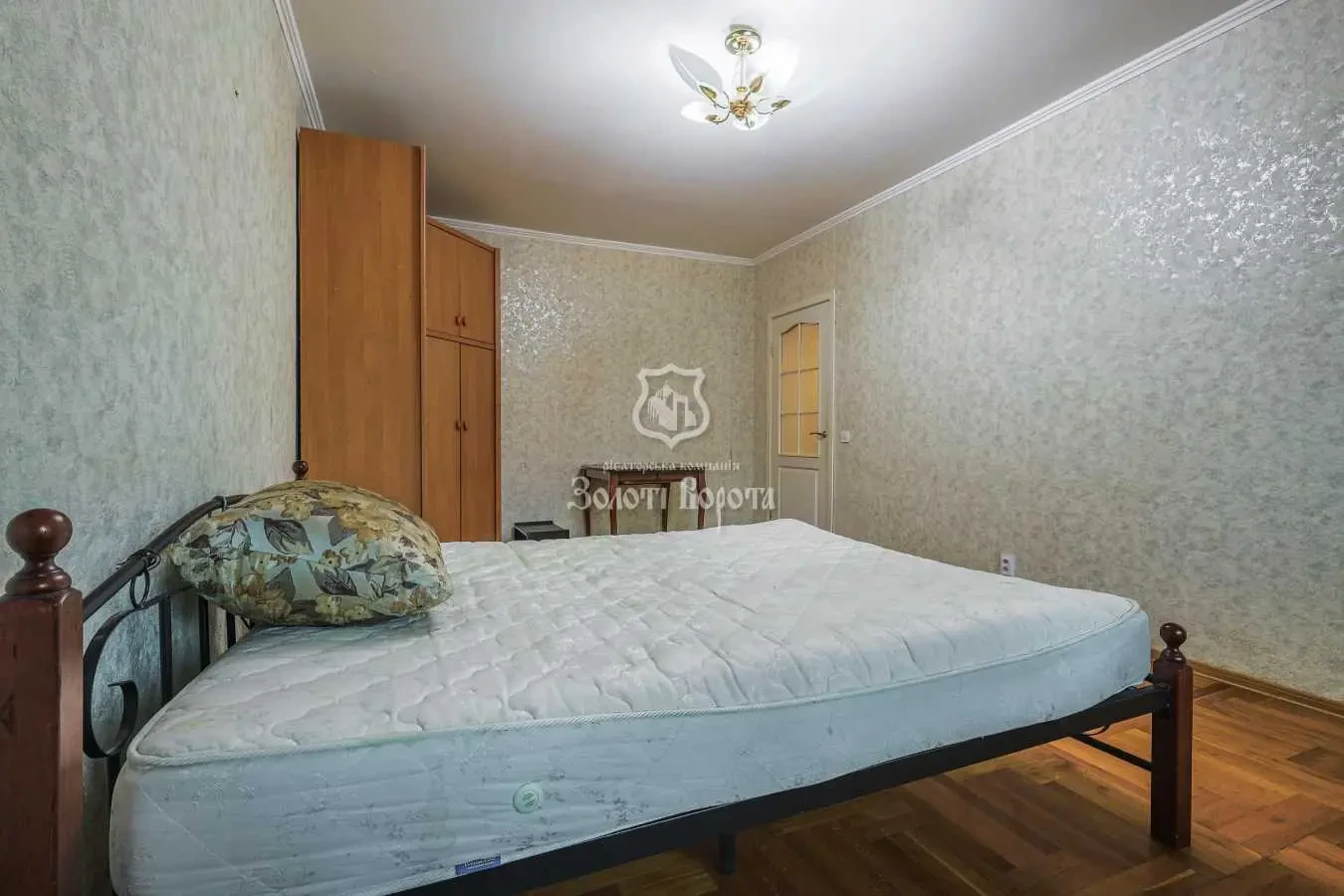 3-к квартира Київ, Дарницький, Анни Ахматової 15 8