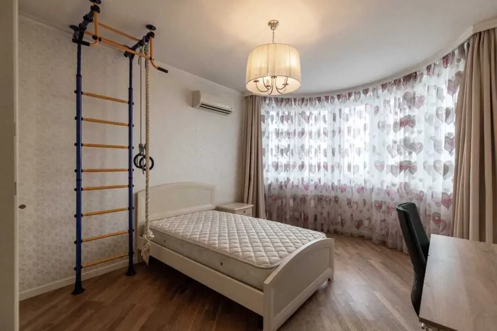 4-к квартира Київ, Дарницький, Єлизавети Чавдар 3 15