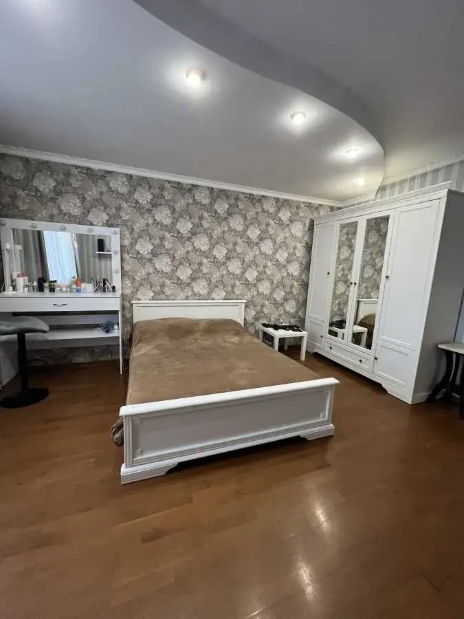 3-к квартира Київ, Голосіївський, Голосіївський 13А 9
