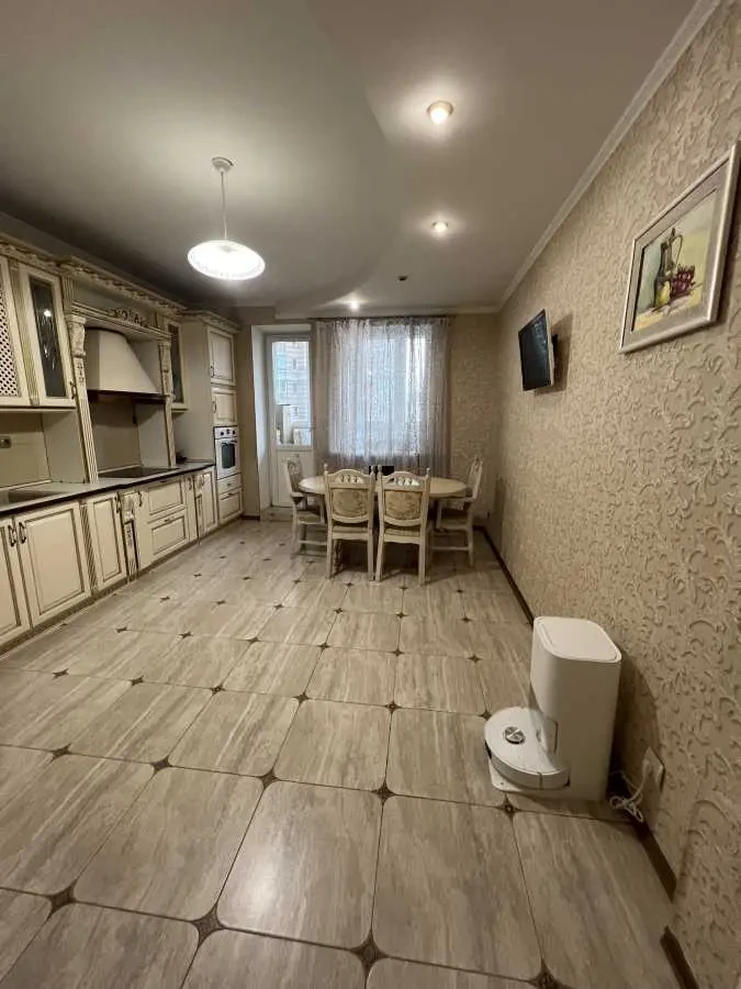 3-к квартира Київ, Голосіївський, Голосіївський 13А 3