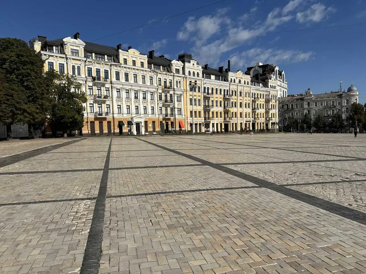підземний паркінг Київ, Шевченківський, Володимирська 20/1 2