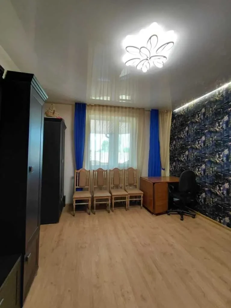 4-к будинок Луцьк, Маяки, Незалежності 24 4
