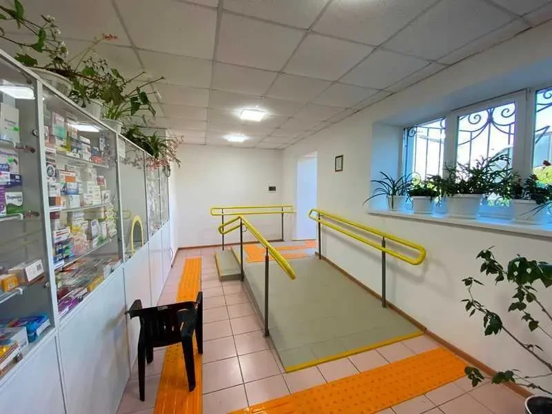торгові площі Шполянський, Шпола, Слобідська 108а 2
