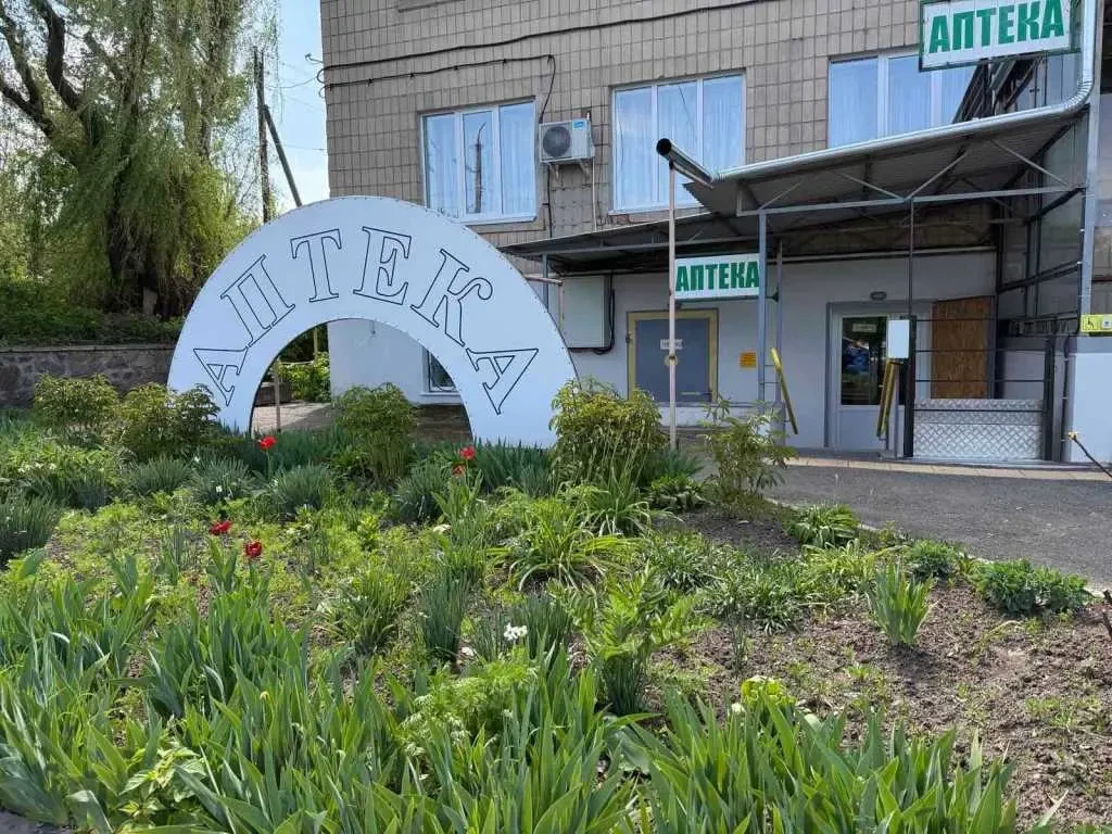 торгові площі Шполянський, Шпола, Слобідська 108а 14