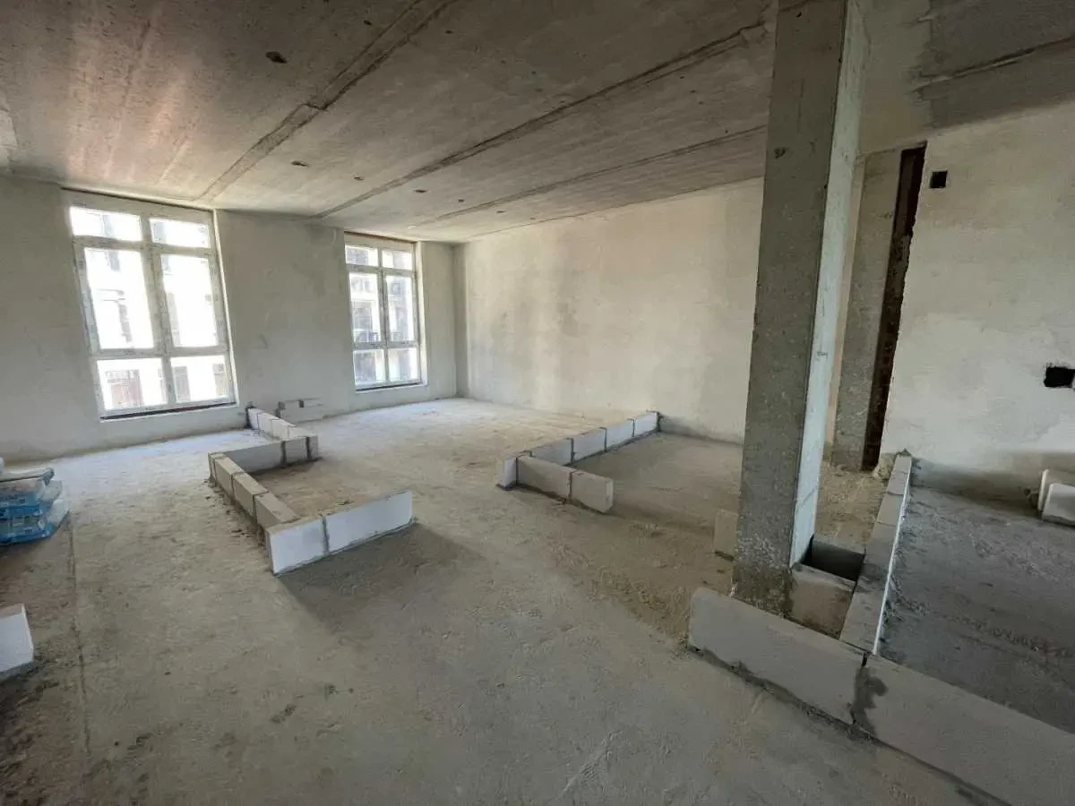 3-к квартира Львів, Галицький, Чупринки 9