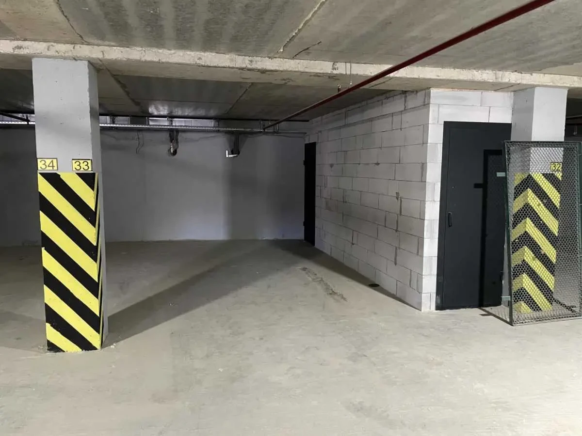 3-к квартира Львів, Галицький, Чупринки 19