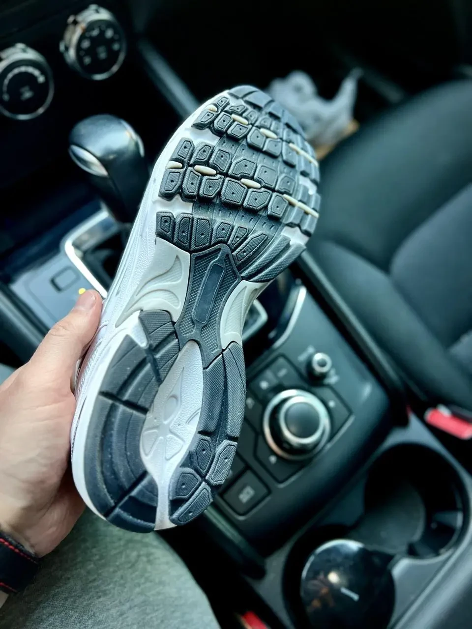 Кроссовки New Balance 530 арт 21586 (человечи,26 беленс) 3
