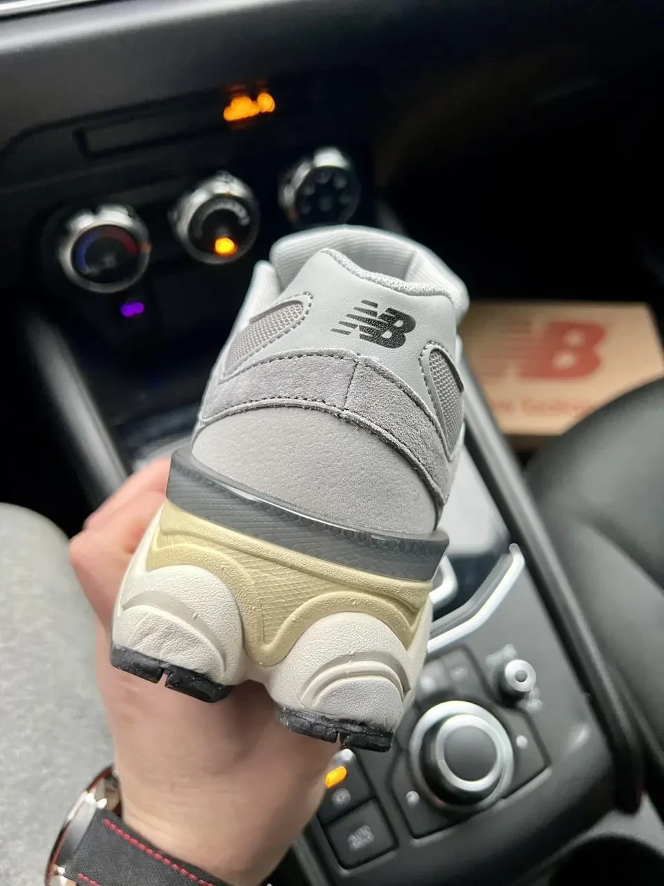 Кроссовки New Balance 9060 арт 21552 (женские,26 беленс) 4