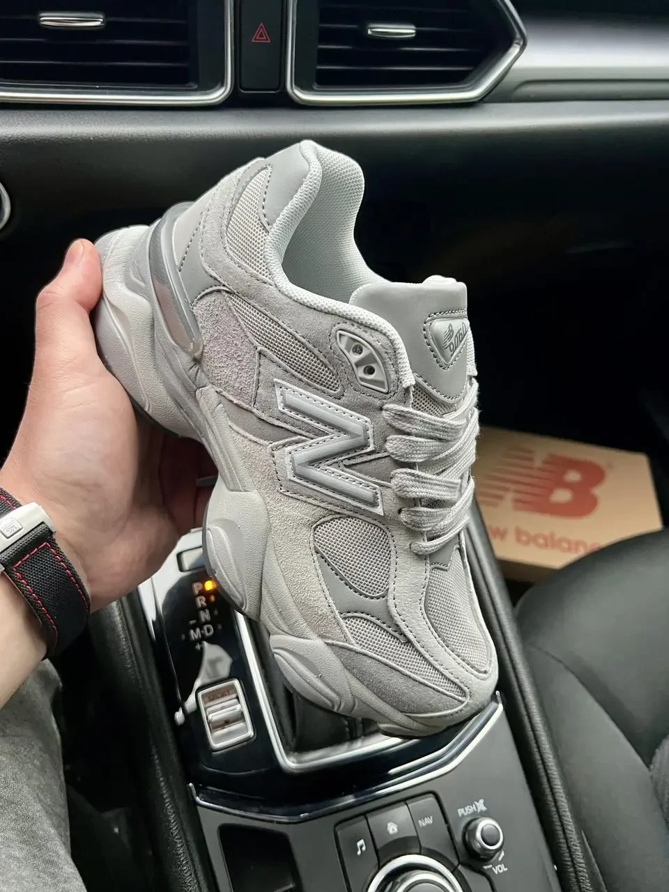 Кроссовки New Balance 9060 арт 21551 (женские,26 беленс) 2