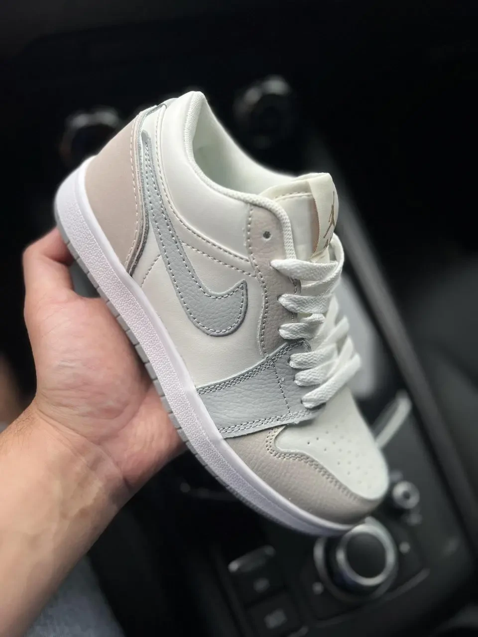 Кроссовки Nike Air Jordan 1 Low арт 21526 (найк, джордан, женские) 2