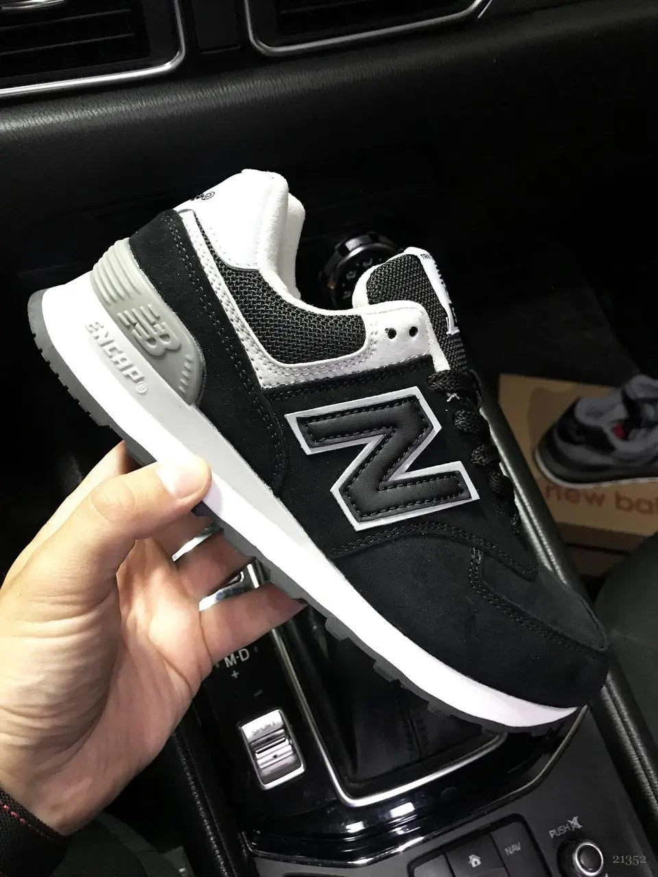 Кроссовки New Balance 574 арт 21352 (унисекс,26 беленс)