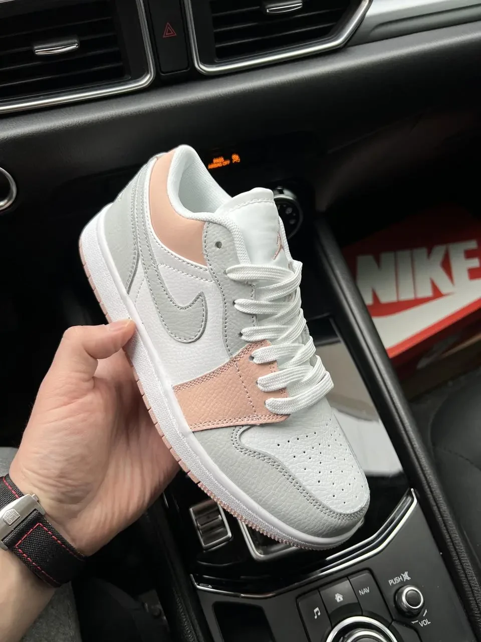 Кроссовки Nike Air Jordan 1 Low арт 21265 (найк, джордан, женские) 7