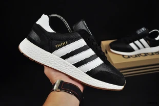 Кросівки Adidas Iniki арт 20994 (адидас, иники)