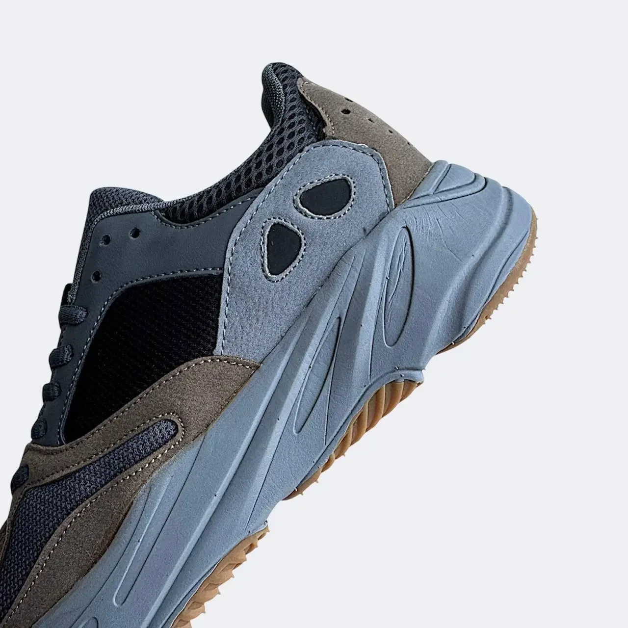 Кросівки Чоловічі Adidas Yeezy Boost 700 Black Brown Gray Арт 184 (Адідас Ізі) 9