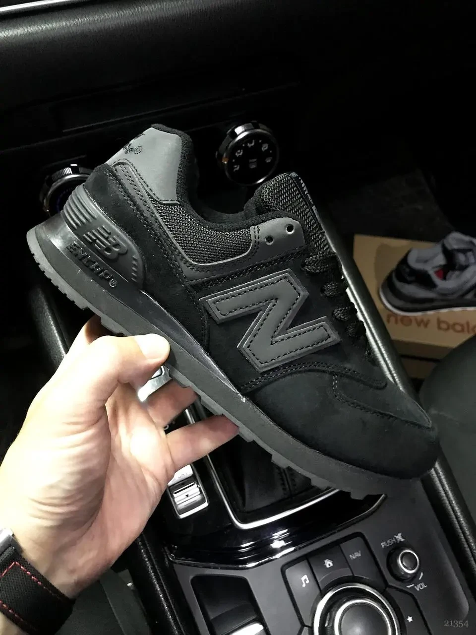 Кроссовки New Balance 574 арт 21354 (унисекс,26 беленс) 37