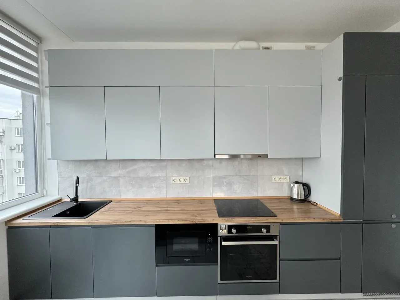 Оренда 2-кім. квартири 84 м.кв., в. Стрийська 8