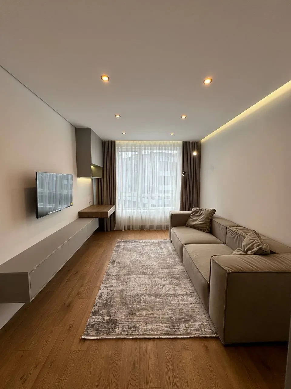 Оренда 2-кім. квартири 70 м.кв., в. Замарстинівська 2