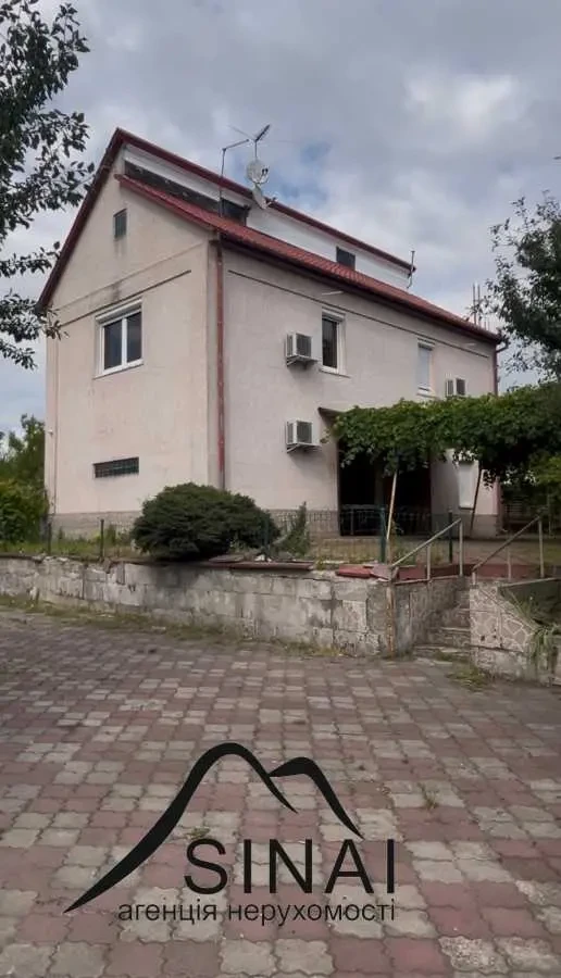 3-к будинок Броварський, Літки, Провулок речковой 5