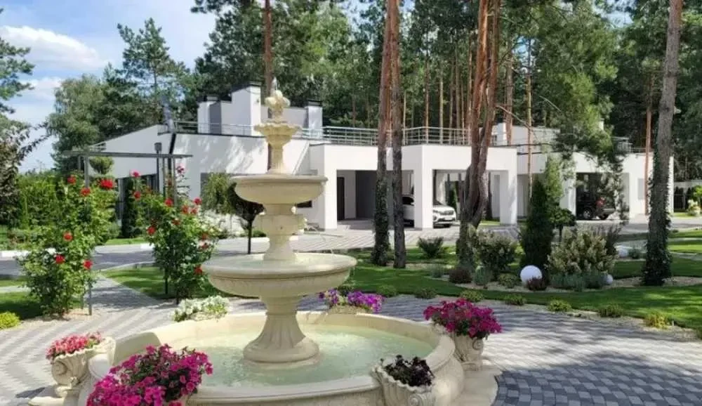 4-к будинок Броварський, Рожівка, Лісова