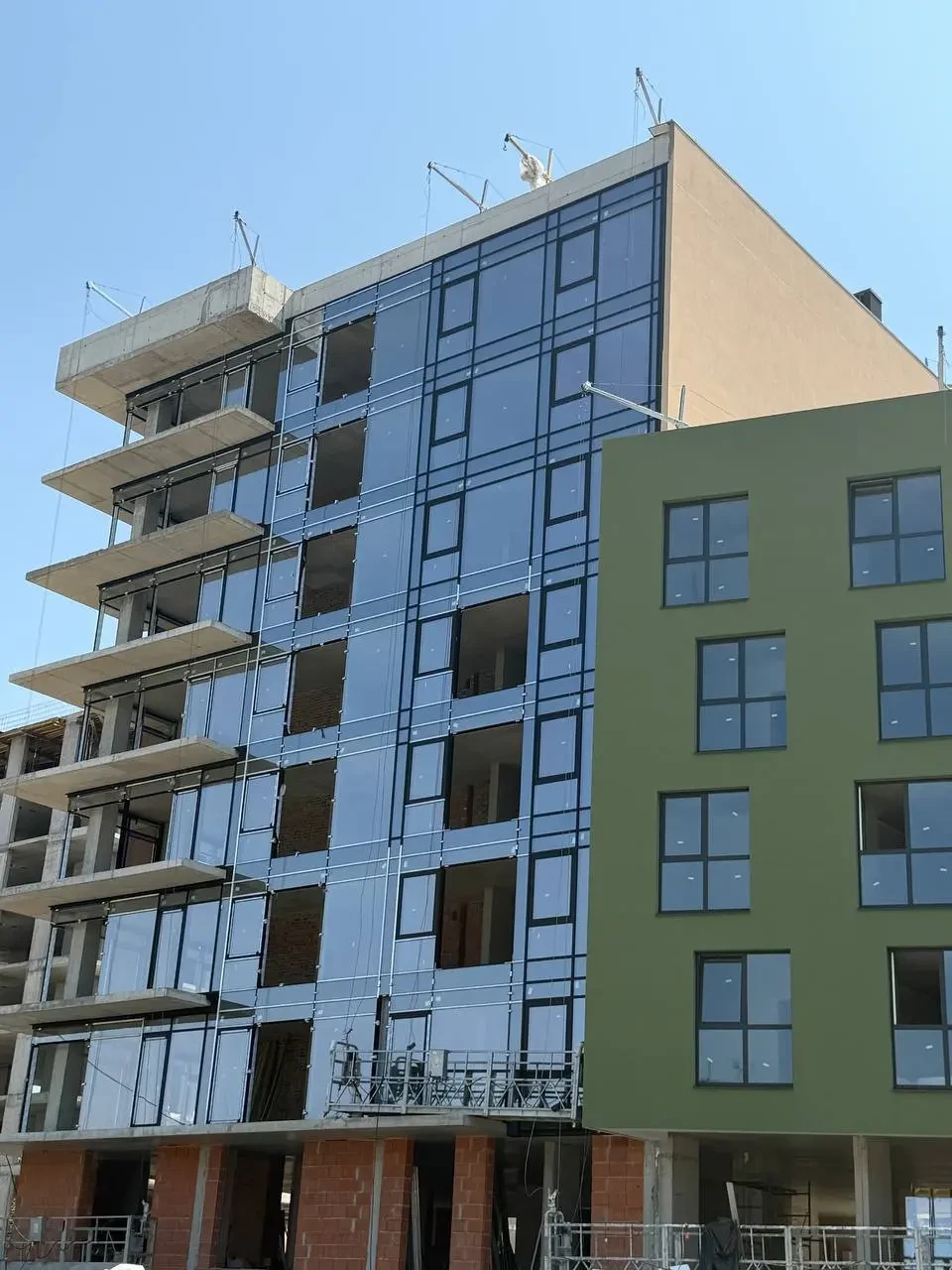 Продаж 1-кім. квартири 45.1 м.кв., в. Пластова 2