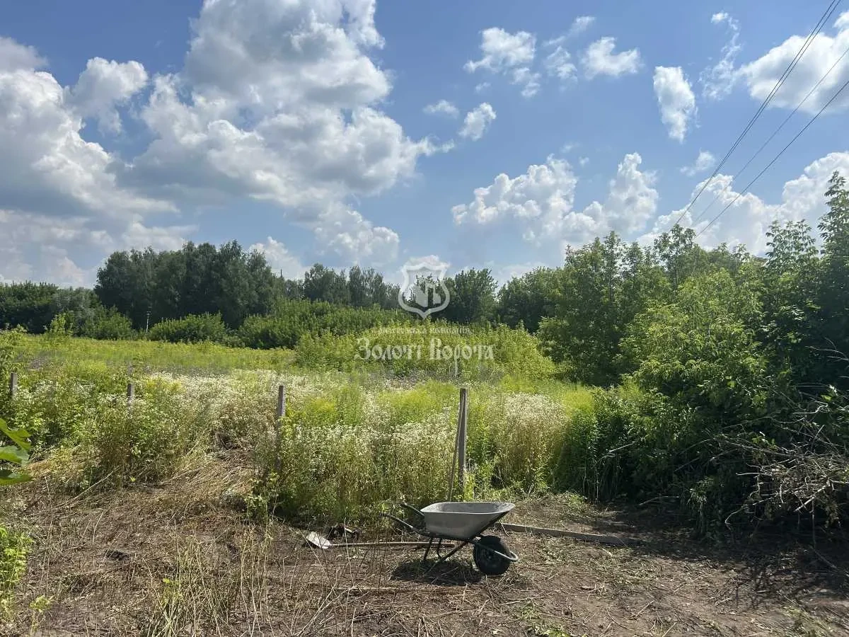 ділянка під житлову забудову Обухівський, Погреби, Молодіжна вул. 3