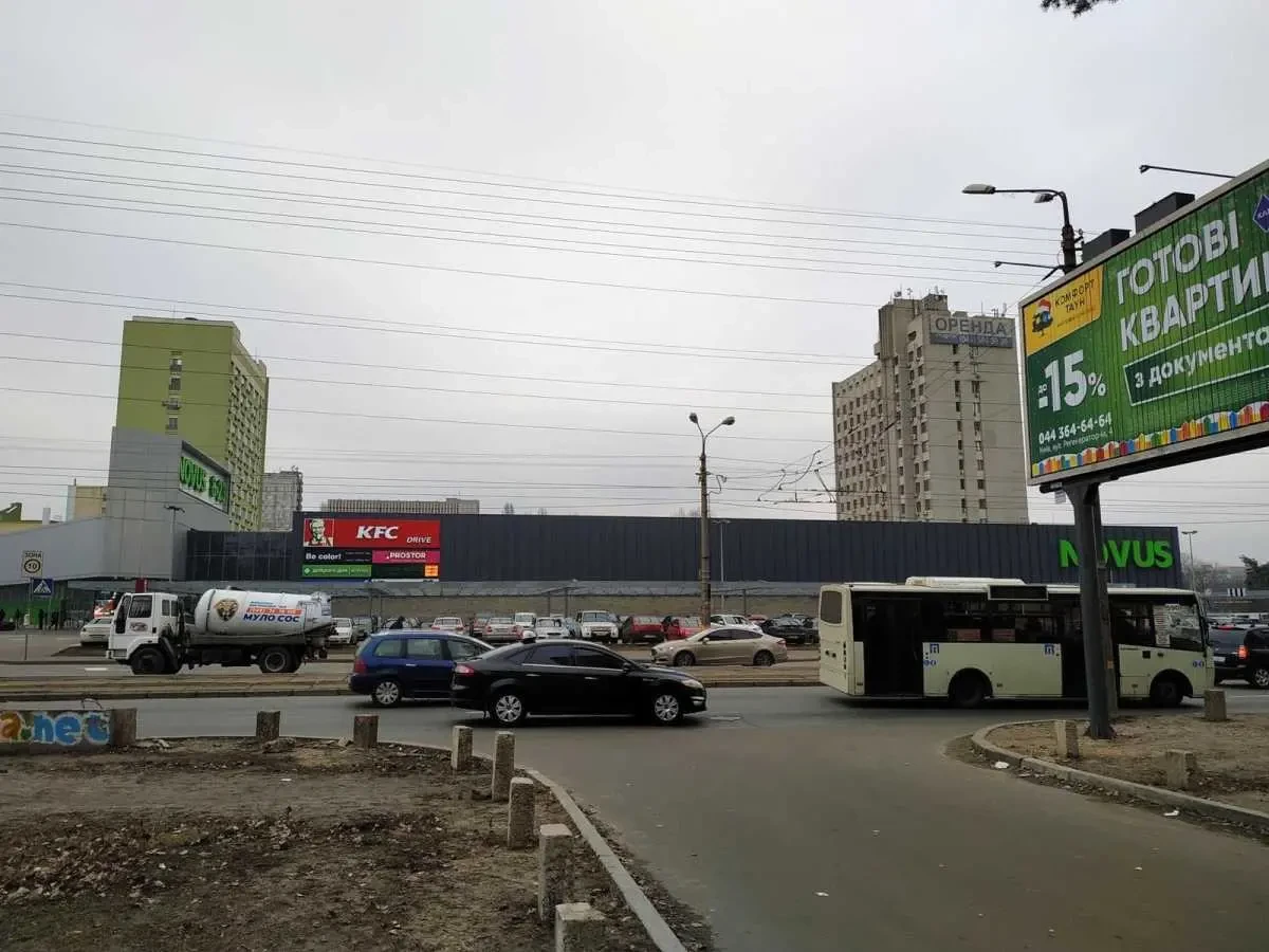 торгові площі Київ, Дніпровський, Краківська 27б 2