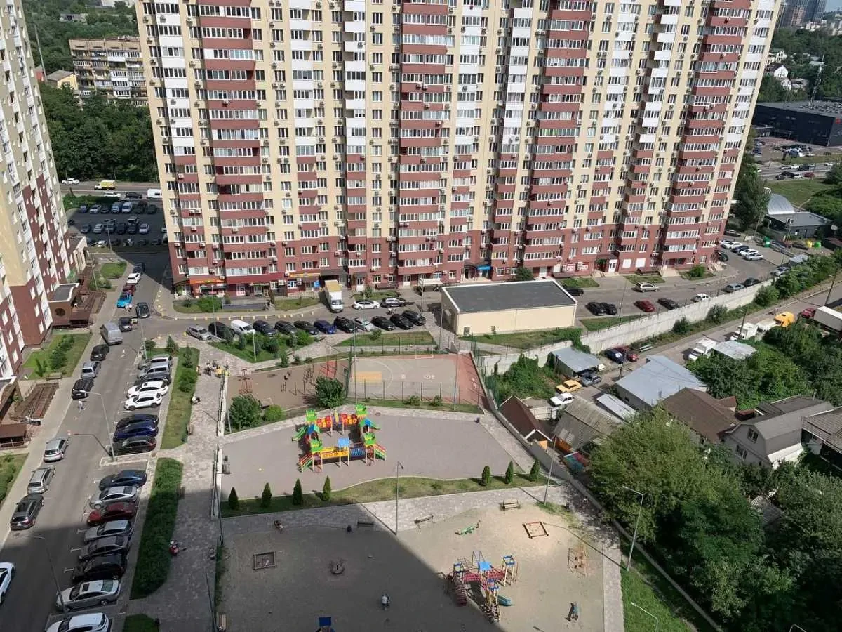 3-к квартира Київ, Голосіївський, Ясинуватський 11 17