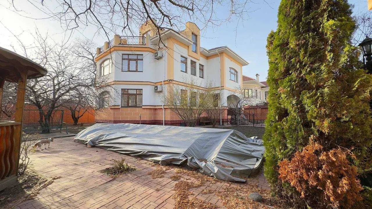офісна будівля Одеса, Приморський, Баштанная 2 12
