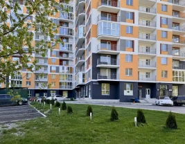 торгові площі Київ, Голосіївський, Лисогірський 20