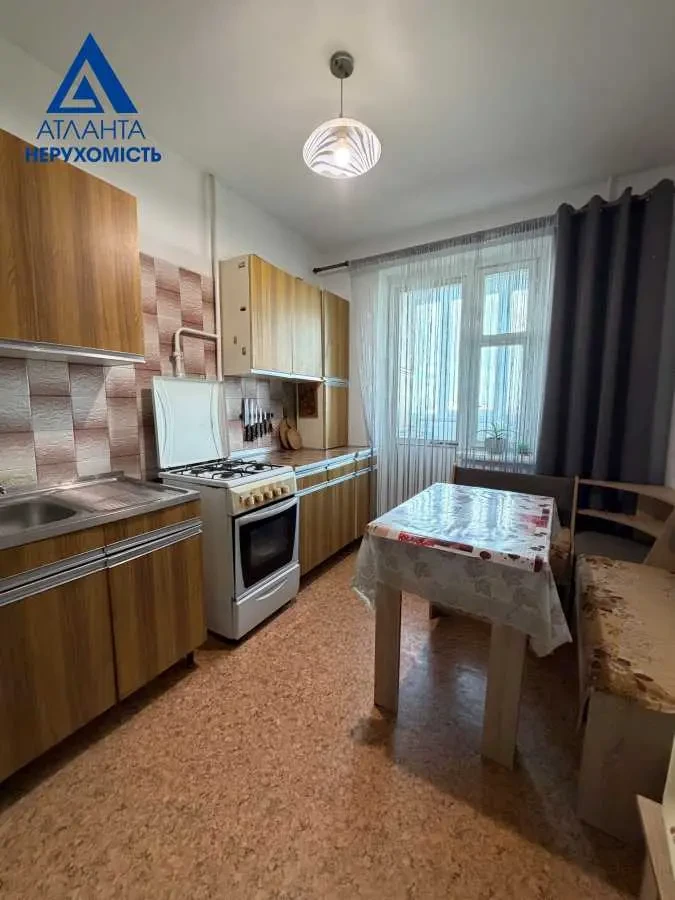 3-к квартира Луцьк, Захисників України 29 6