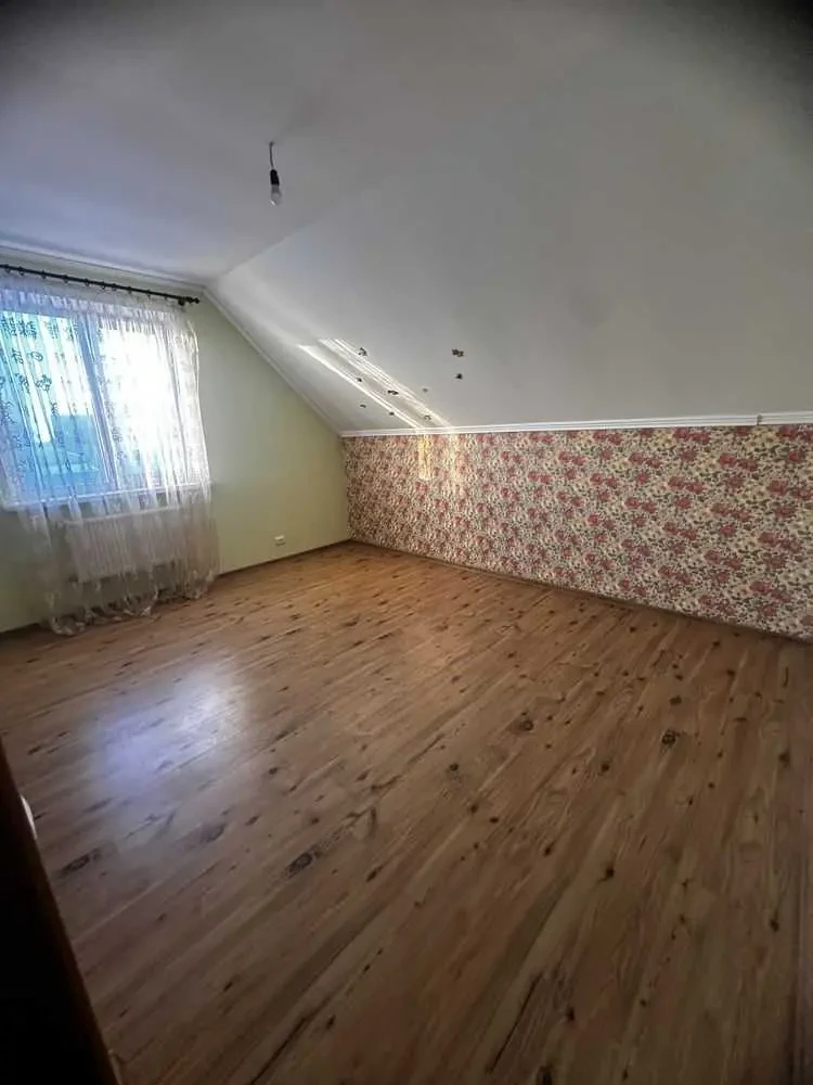 4-к будинок Бориспільський, Бориспіль, Котляревського 20