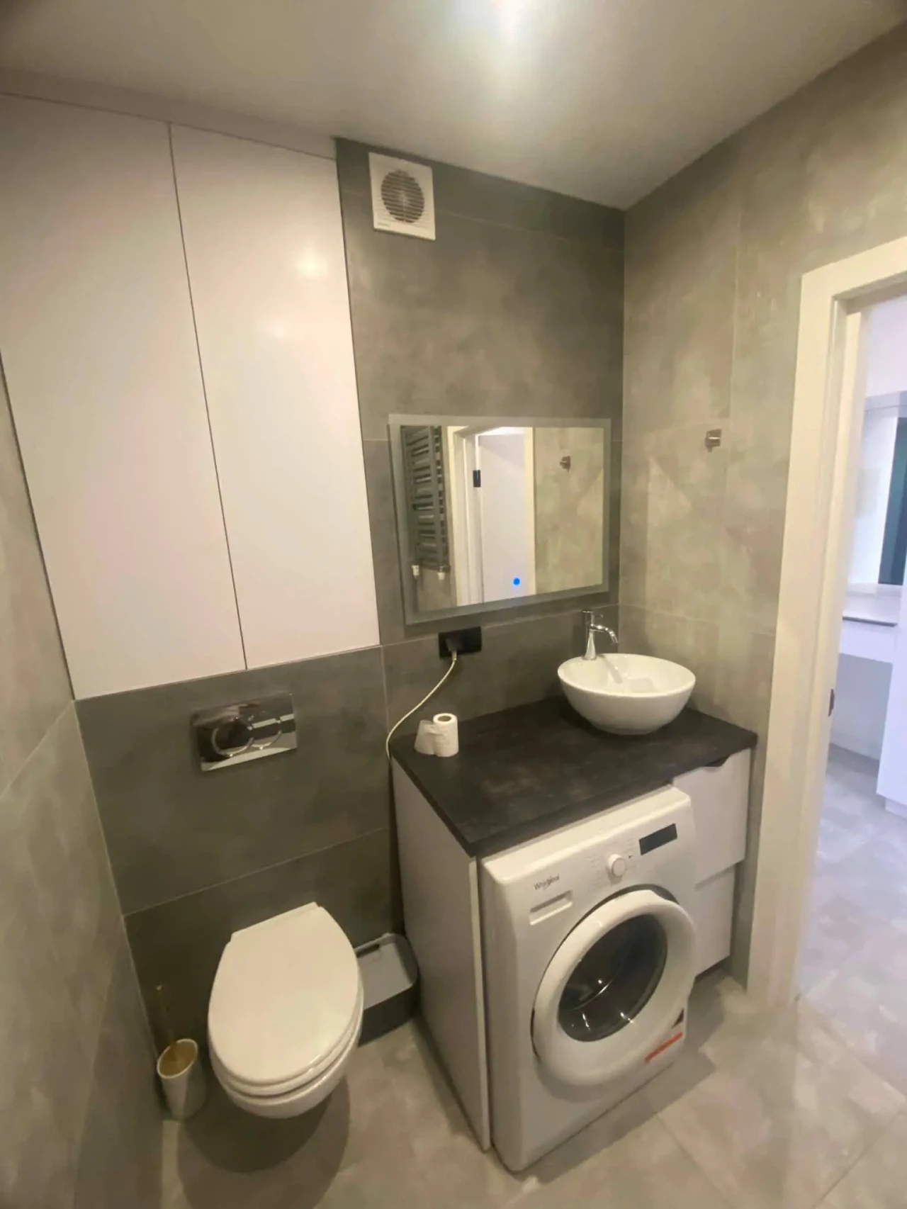 Оренда 1-кім. квартири 48 м.кв., в. Замарстинівська 8