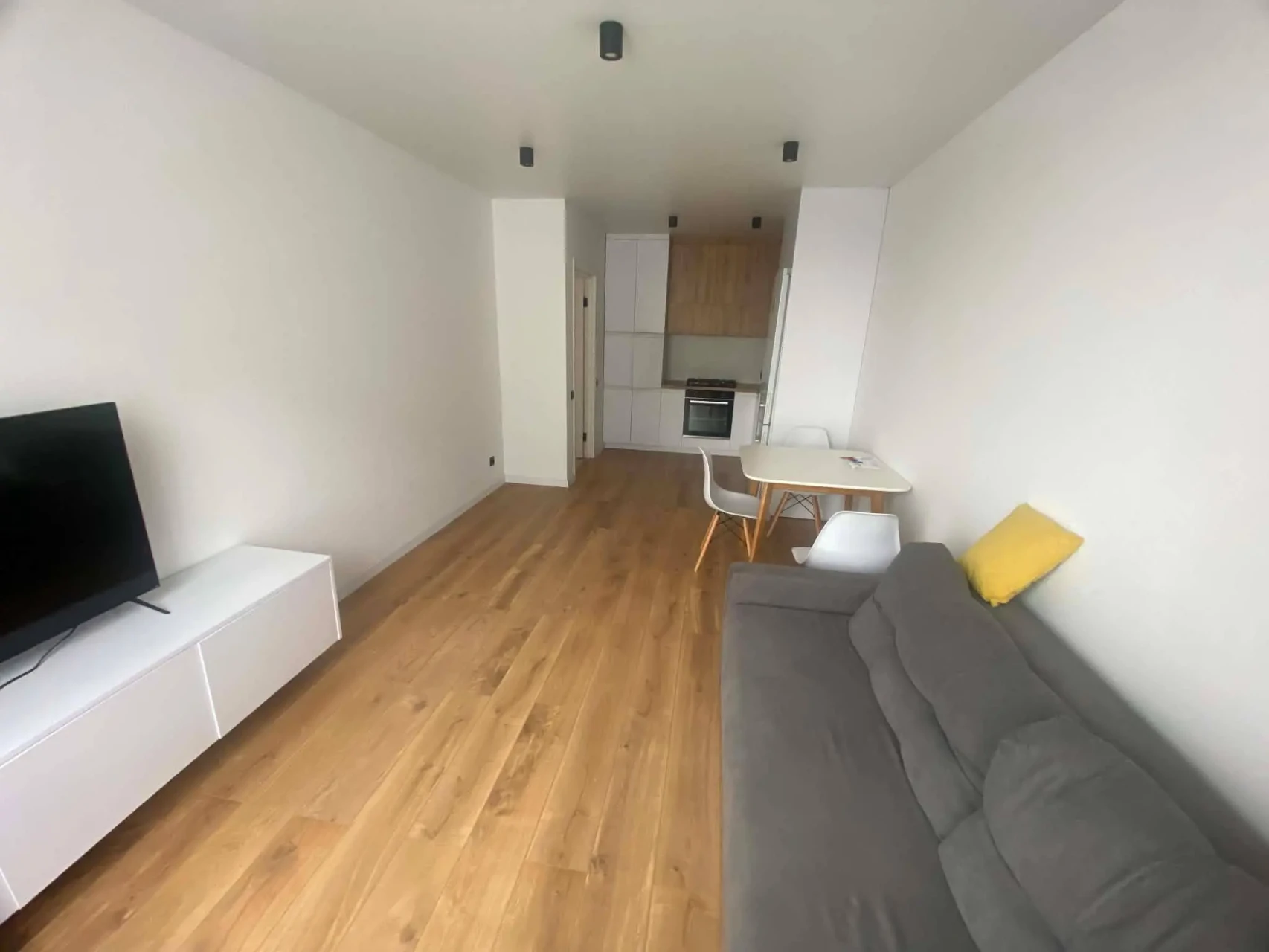 Оренда 1-кім. квартири 48 м.кв., в. Замарстинівська