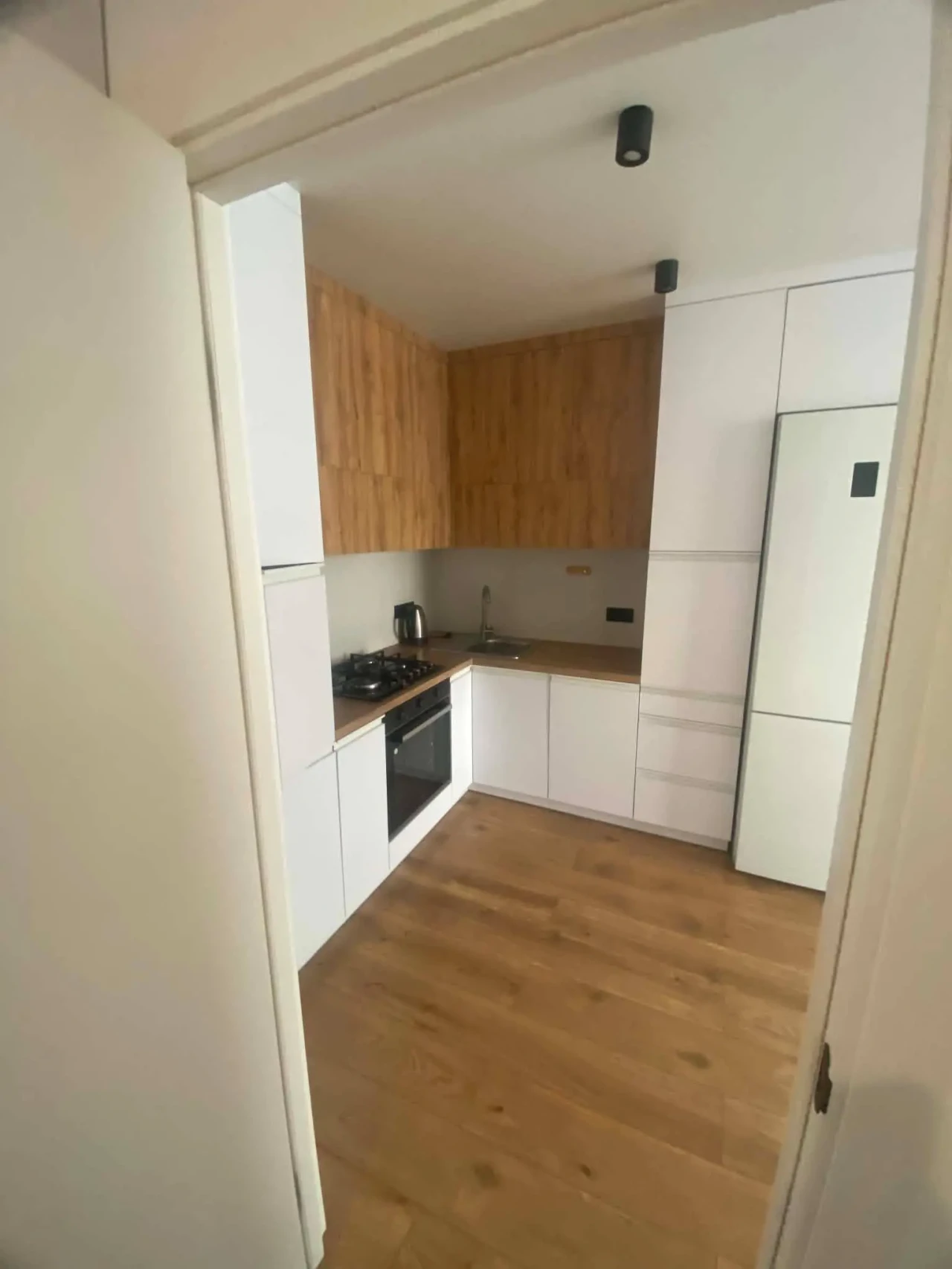Оренда 1-кім. квартири 48 м.кв., в. Замарстинівська 6