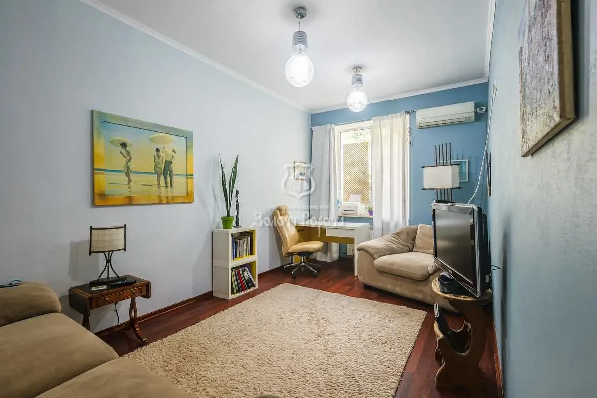 3-к квартира Київ, Солом`янський, Іскрівська 3