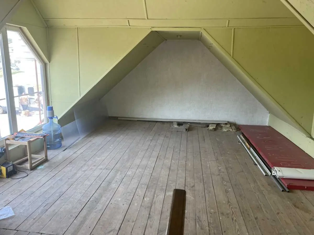 торгові площі Обухівський, Ржищів, Ярмаркова 1 6