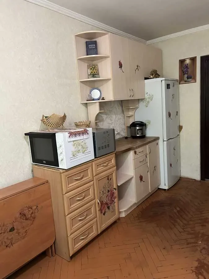 кімната Броварський, Бровари, Чорних Запорожців 65 2