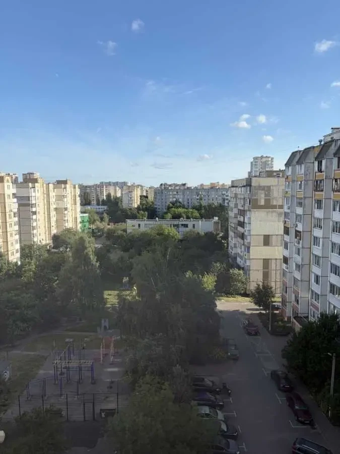 3-к квартира Бучанський, Вишневе, Машинобудівників 15а 16