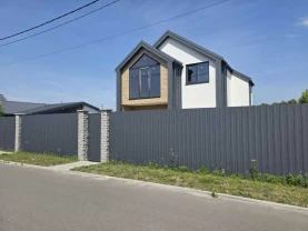 5-к будинок Бориспільський, Петропавлівське, Щаслива