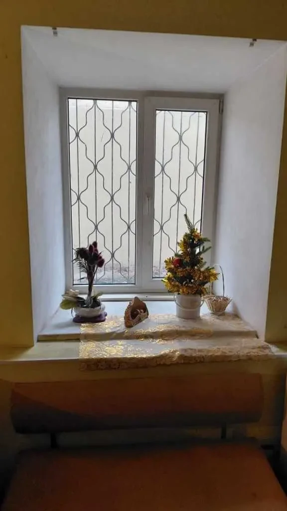 торгові площі Київ, Голосіївський, Саксаганського 67 13