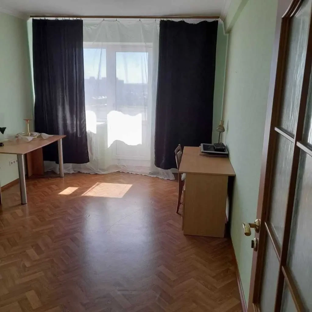 1-к квартира Броварський, Бровари, Грушевського 7 6