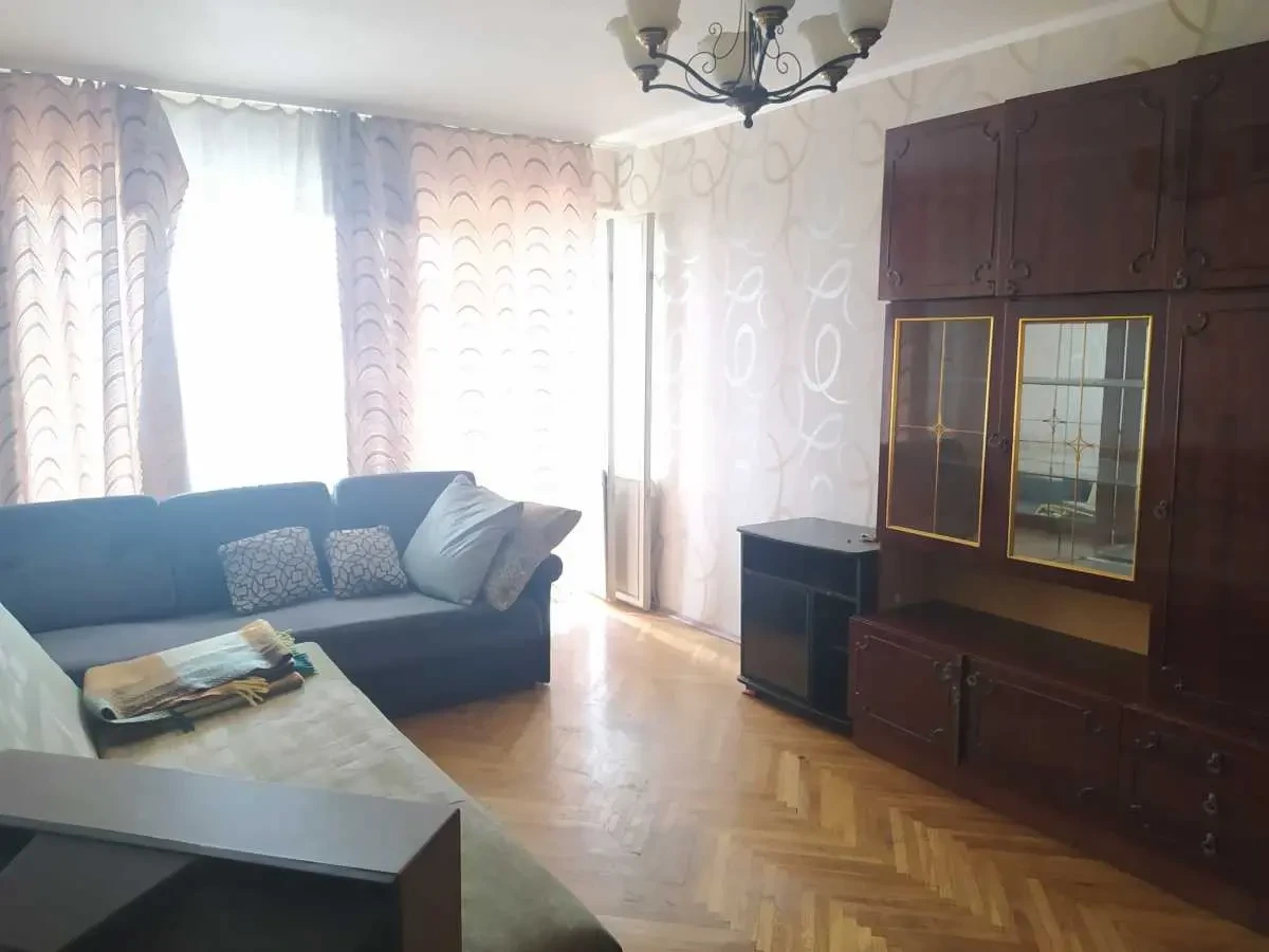 1-к квартира Київ, Шевченківський, Сім'ї Хохлових 1