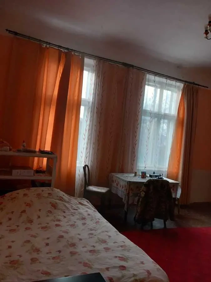 3-к квартира Вижницький, Вижниця, Тараса Шевченка 13 15