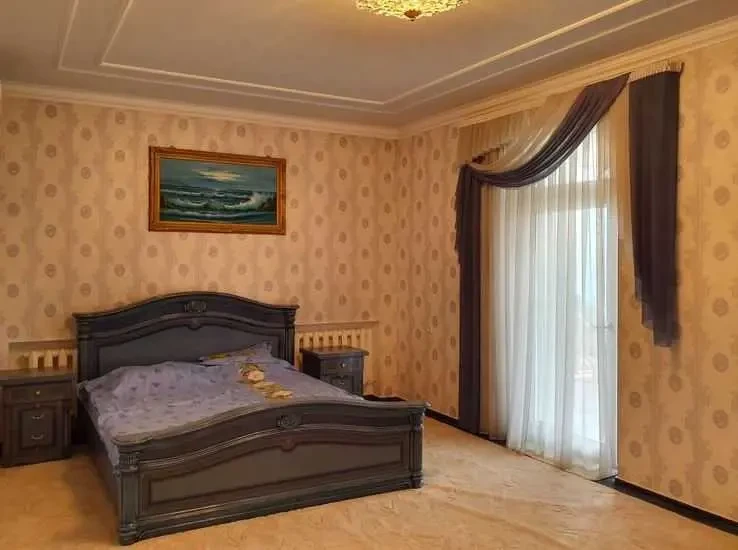 4-к будинок Дніпро, Центральний, Латвийская 5