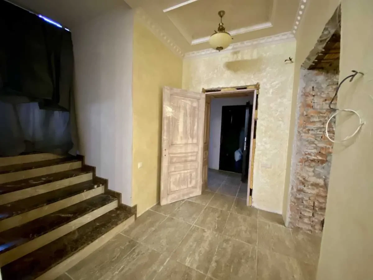 6-к будинок Бориспільський, Гнідин, Зарічна 6