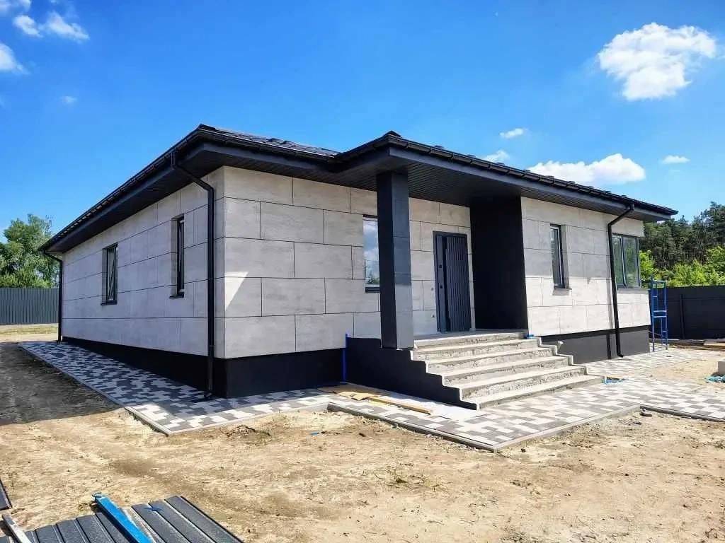 3-к квартира Фастівський, Крячки, Авіаторів