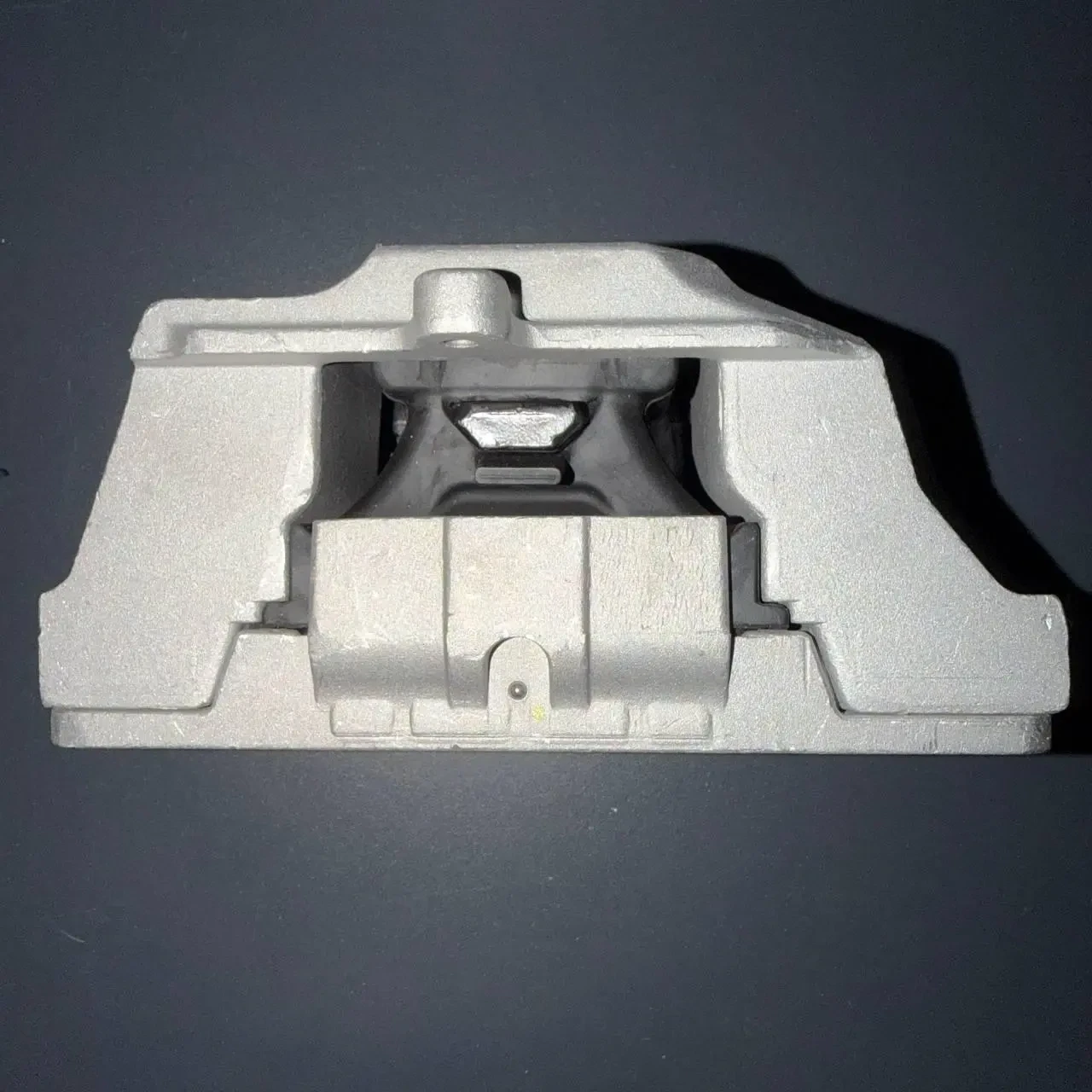 Подушка двигуна права Dodge Journey Dodge AVENGER 05147130AE, 5147130AE, EM4179, 5147130AD, 3335, 3335-TAW 3
